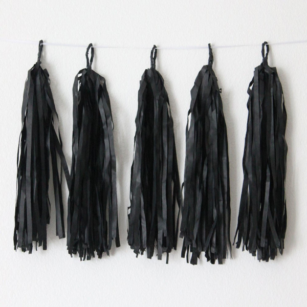 black_paper_tassel
