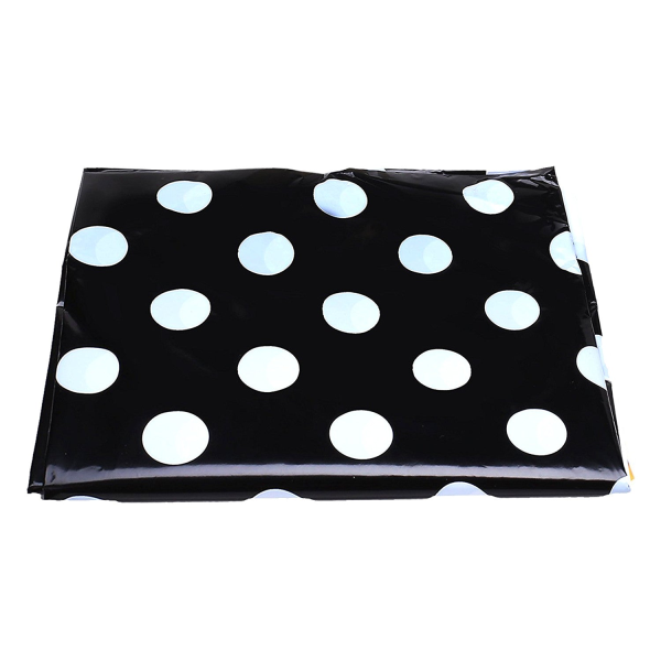 polka_dot_table_cover